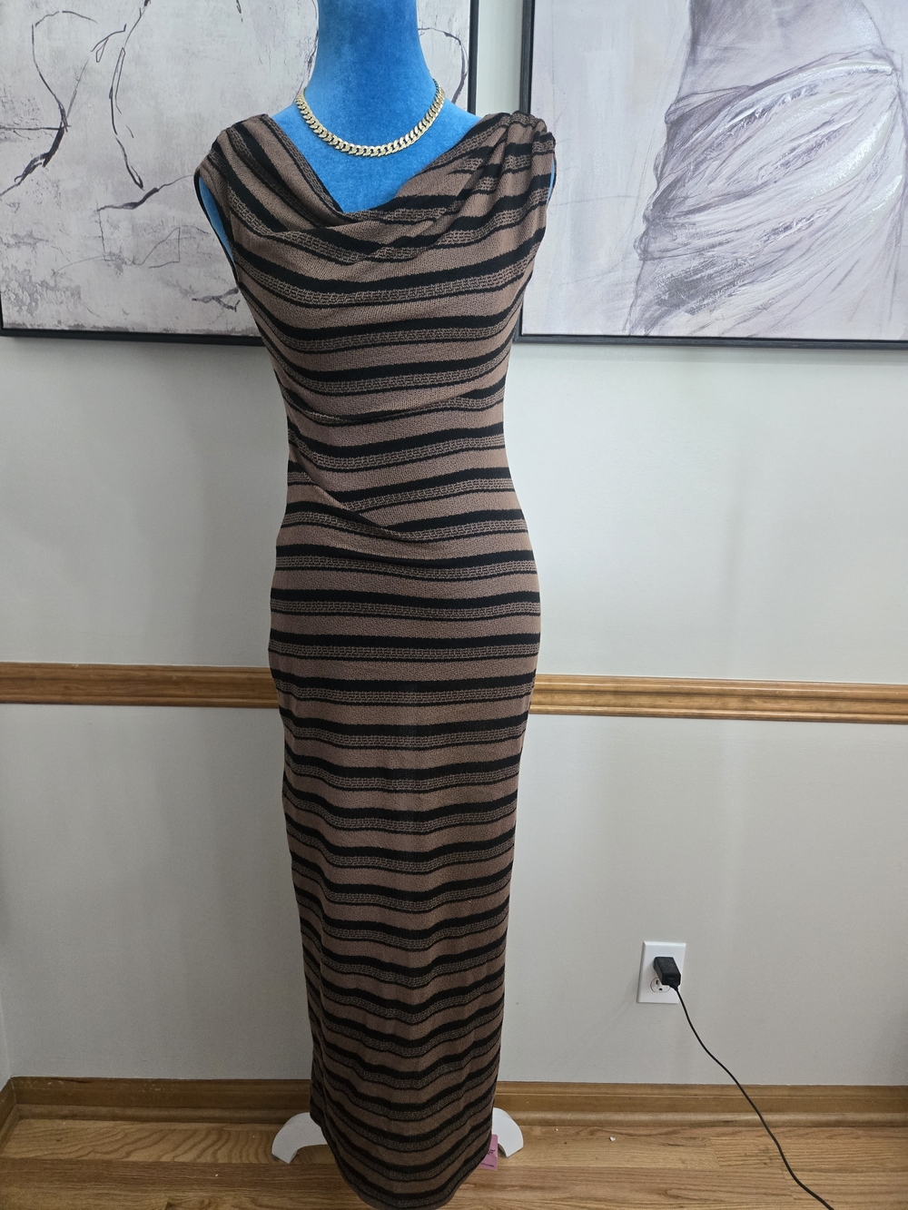 NWT PrettyLittleThing Chocolate Stripe Off Shoulder Maxi Dress Size 4
